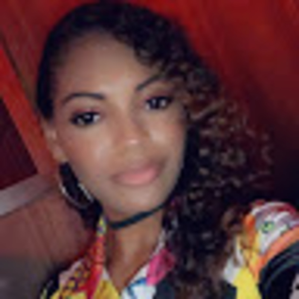 Meet your Posher, Tiffany